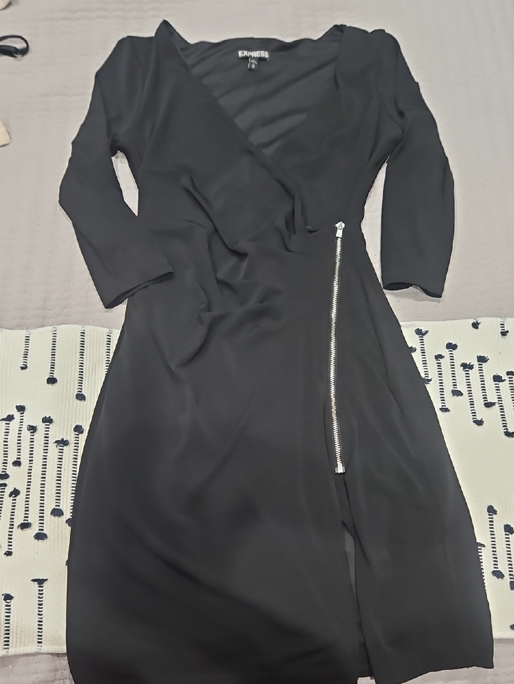 Express Black Long Sleeve Wrap Midi Dress with Side Zip